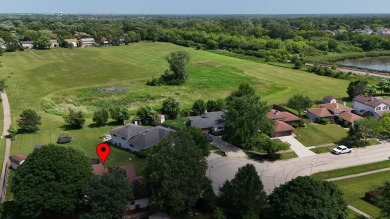 This is not your average tri-level home! Nestled at the end of a on Apple Orchard Golf Course in Illinois - for sale on GolfHomes.com, golf home, golf lot