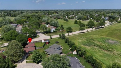 This is not your average tri-level home! Nestled at the end of a on Apple Orchard Golf Course in Illinois - for sale on GolfHomes.com, golf home, golf lot