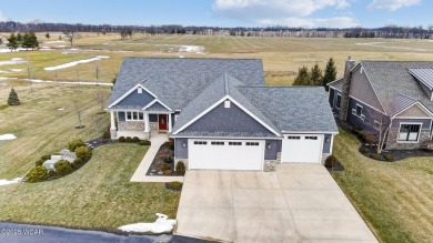 Hidden Creek Country Club welcomes you to this elegant home that on Hidden Creek Golf Club in Ohio - for sale on GolfHomes.com, golf home, golf lot