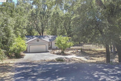 Tucked away on a peaceful cul-de-sac in the beautiful gated on Pine Mountain Lake Country Club in California - for sale on GolfHomes.com, golf home, golf lot