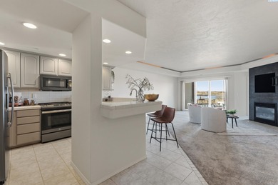 Experience luxury living with breathtaking waterfront vistas in on Columbia Point Golf Course in Washington - for sale on GolfHomes.com, golf home, golf lot