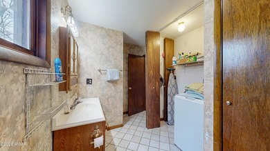 Welcome to this inviting ranch-style home in the highly on Forest Lake Club in Pennsylvania - for sale on GolfHomes.com, golf home, golf lot