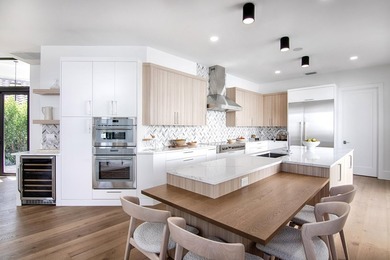 Elegant fully renovated 3 bedroom 3.5 bath single level home on Palm Beach Polo and Country Club in Florida - for sale on GolfHomes.com, golf home, golf lot