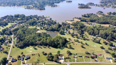 Brand new construction on the Woodbridge Golf Course!  Lots of on Woodbridge Golf Links in North Carolina - for sale on GolfHomes.com, golf home, golf lot