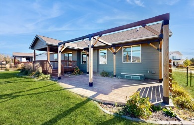 This coastal-inspired ranch home in Warrior Run Estates offers on Countryside Golf Course in Iowa - for sale on GolfHomes.com, golf home, golf lot