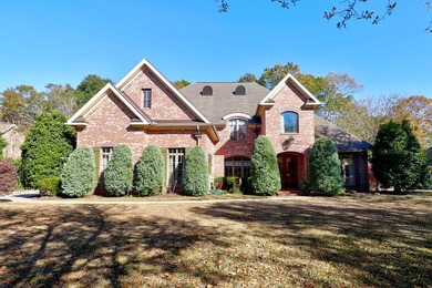 Stunning golf course home in the highly desirable Highlands on Highland Oaks Golf Course in Alabama - for sale on GolfHomes.com, golf home, golf lot