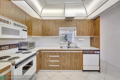 Location, Location, Location!
Yes, it still holds on Wynmoor Golf Course in Florida - for sale on GolfHomes.com, golf home, golf lot