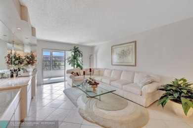 Location, Location, Location!
Yes, it still holds on Wynmoor Golf Course in Florida - for sale on GolfHomes.com, golf home, golf lot