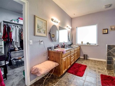 Owner Financing Available!
Welcome to this beautiful on Falconhead Resort and Country Club in Oklahoma - for sale on GolfHomes.com, golf home, golf lot