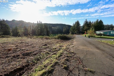 Beautiful 2.61-Acre Golf Course Lot in Ironwood Estates - on  in Oregon - for sale on GolfHomes.com, golf home, golf lot