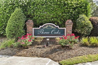 Welcome to this stunning end unit townhome in the Magnolia on Magnolia Greens Golf Plantation in North Carolina - for sale on GolfHomes.com, golf home, golf lot