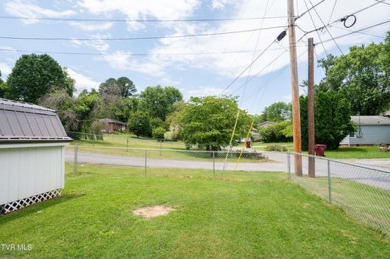 Welcome to your charming, fully remodeled bungalow! This on Pine Oaks Golf Club in Tennessee - for sale on GolfHomes.com, golf home, golf lot