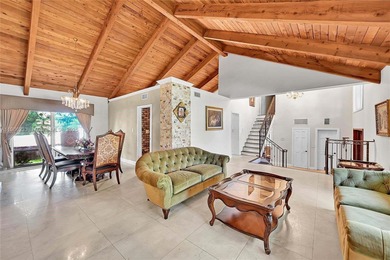 FABULOUS GOLF COURSE/LAKE/POOL GEM IN THE HIGHLY SOUGHT-AFTER on Jacaranda Golf Club in Florida - for sale on GolfHomes.com, golf home, golf lot