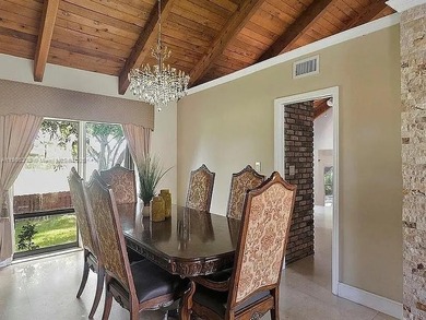 FABULOUS GOLF COURSE/LAKE/POOL GEM IN THE HIGHLY SOUGHT-AFTER on Jacaranda Golf Club in Florida - for sale on GolfHomes.com, golf home, golf lot