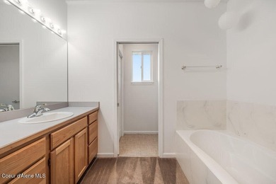 Discover golf course living at Stoneridge Golf Course & on Stoneridge Golf Club in Idaho - for sale on GolfHomes.com, golf home, golf lot