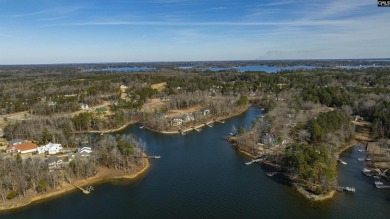 PLEASE VIEW VIRTUAL TOUR LINK.  Welcome to Lot 33 in Whitewater on Timberlake Country Club in South Carolina - for sale on GolfHomes.com, golf home, golf lot