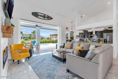 Welcome to 1720 SW 49th Ln, a charming 3-bedroom, 2-bathroom on Royal Tee Country Club in Florida - for sale on GolfHomes.com, golf home, golf lot