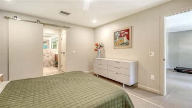 Welcome to this *better than new* villa tucked inside the on IMG Academies Golf and Country Club in Florida - for sale on GolfHomes.com, golf home, golf lot