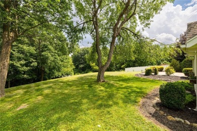 ***PRISTINE PROPERTY*** Picture perfect home for sale in on Victor Hills Country Club - North in New York - for sale on GolfHomes.com, golf home, golf lot