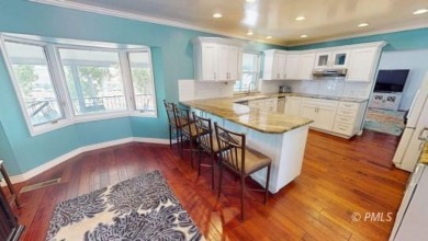 Here's your chance to own this incredibly rare gem in one of on Lake Powell National Golf Course in Arizona - for sale on GolfHomes.com, golf home, golf lot
