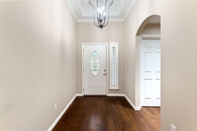 UPDATED HOME IN HERITAGE RANCH (50+ GATED COMMUNITY) - MOVE-IN on Heritage Ranch Golf and Country Club in Texas - for sale on GolfHomes.com, golf home, golf lot