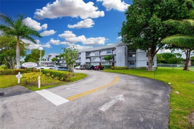 Charming  Bright 1 Bed / 1.5 Bath in Sought-After 55+ Fairways on Colony West Country Club in Florida - for sale on GolfHomes.com, golf home, golf lot
