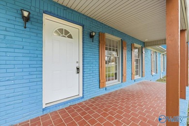 This turn-key home is ready for its new owners! Featuring a NEW on Huntsville Country Club in Alabama - for sale on GolfHomes.com, golf home, golf lot