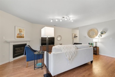 Welcome to carefree, easy-peasy condo living! This beautifully on Brown Deer Golf Club in Iowa - for sale on GolfHomes.com, golf home, golf lot