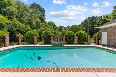 NEW ROOF for this Truly Iconic Offering. This distinguished on Highland Oaks Golf Course in Alabama - for sale on GolfHomes.com, golf home, golf lot