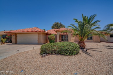 *Super clean 3/2 Seville floorplan with 2343 SqFt of comfortable on Briarwood Country Club in Arizona - for sale on GolfHomes.com, golf home, golf lot