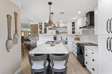 Beautifully renovated 3-bedroom, 2-bathroom condo offers a on Quail Ridge Golf Course and Country Club in Florida - for sale on GolfHomes.com, golf home, golf lot