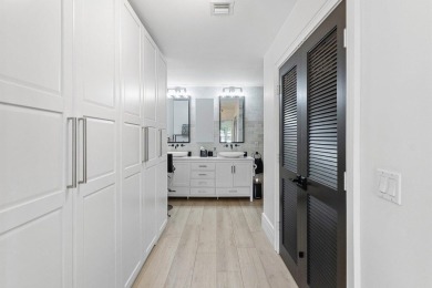 Beautifully renovated 3-bedroom, 2-bathroom condo offers a on Quail Ridge Golf Course and Country Club in Florida - for sale on GolfHomes.com, golf home, golf lot