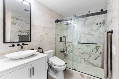 Beautifully renovated 3-bedroom, 2-bathroom condo offers a on Quail Ridge Golf Course and Country Club in Florida - for sale on GolfHomes.com, golf home, golf lot