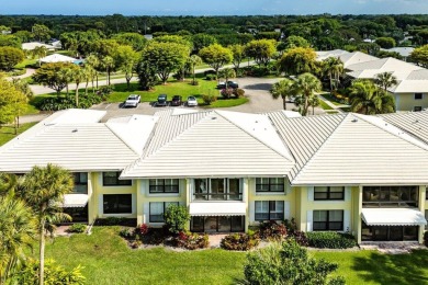 Beautifully renovated 3-bedroom, 2-bathroom condo offers a on Quail Ridge Golf Course and Country Club in Florida - for sale on GolfHomes.com, golf home, golf lot