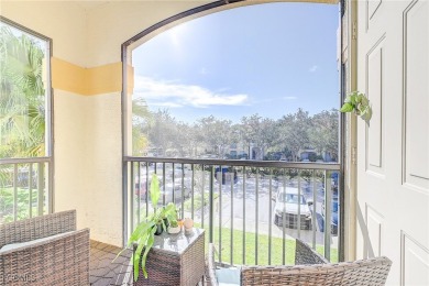 Spacious and updated 2/2 floor plan with private interior on Gateway Golf and Country Club in Florida - for sale on GolfHomes.com, golf home, golf lot