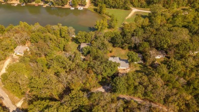 Lakefront Lot in Cherokee Village, ArkansasDon't miss this on Cherokee Village North Course in Arkansas - for sale on GolfHomes.com, golf home, golf lot