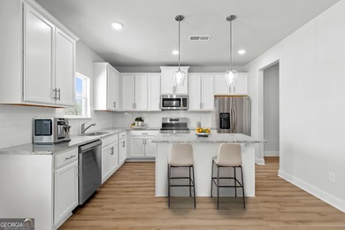 The Chesire Plan built by Stephen Elliott Homes. Quick Move-In! on Chimney Oaks Golf Club in Georgia - for sale on GolfHomes.com, golf home, golf lot