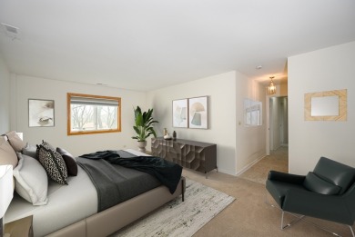 Designed like a sprawling ranch home, this 3 bedroom, 2 1/2 bath on Village Links of Glen Ellyn in Illinois - for sale on GolfHomes.com, golf home, golf lot