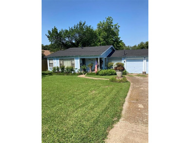 Great neighborhood, huge lot with privacy, mature trees, quiet on Meadowbrook Golf Course in Texas - for sale on GolfHomes.com, golf home, golf lot