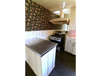 Great neighborhood, huge lot with privacy, mature trees, quiet on Meadowbrook Golf Course in Texas - for sale on GolfHomes.com, golf home, golf lot