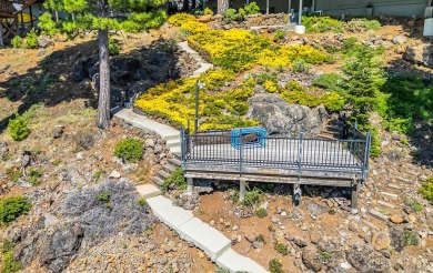 Spectacular Lakefront Living in Lake Almanor Country Club! This on Lake Almanor Country Club in California - for sale on GolfHomes.com, golf home, golf lot