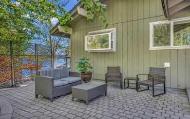 Spectacular Lakefront Living in Lake Almanor Country Club! This on Lake Almanor Country Club in California - for sale on GolfHomes.com, golf home, golf lot