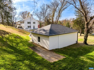 This newly remodeled 5-bedroom, 4-bath residence blends modern on Birdwood Golf Course in Virginia - for sale on GolfHomes.com, golf home, golf lot