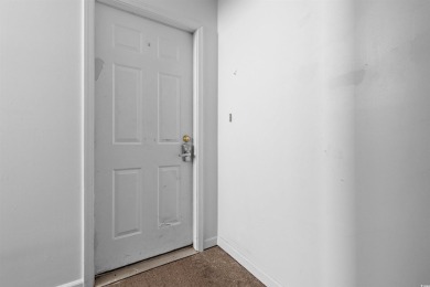 Welcome to this delightful 2-bedroom, 2-bathroom condo in the on Heron Point Golf Club in South Carolina - for sale on GolfHomes.com, golf home, golf lot