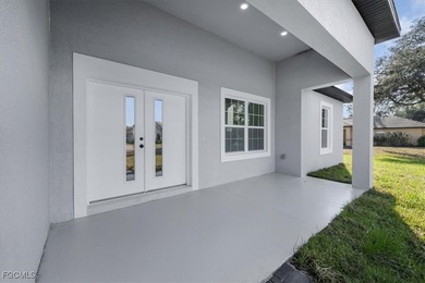 **Brand-New Home** Discover this beautifully built new on Sun n Lake Golf and Country Club in Florida - for sale on GolfHomes.com, golf home, golf lot