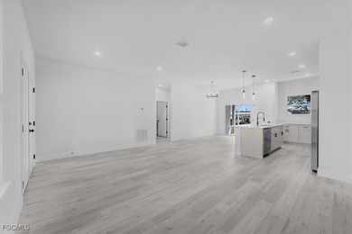 **Brand-New Home** Discover this beautifully built new on Sun n Lake Golf and Country Club in Florida - for sale on GolfHomes.com, golf home, golf lot