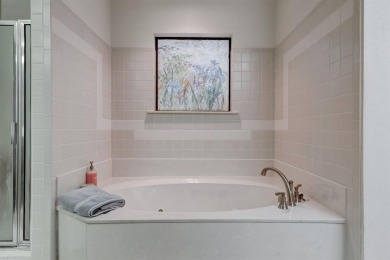 All this space for only $145 a square foot in DeCordova Bend on De Cordova Bend Country Club in Texas - for sale on GolfHomes.com, golf home, golf lot