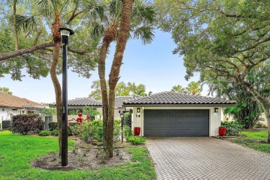 Nestled in The Oaks at Hunters Run Country Club, this on Hunters Run Golf and Country Club in Florida - for sale on GolfHomes.com, golf home, golf lot