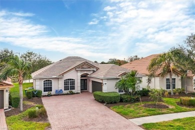 WOW! GOLF MEMBERSHIP POOL HOME! Here's your chance! Rarely on Heritage Landing Golf  in Florida - for sale on GolfHomes.com, golf home, golf lot