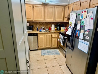 *Great Price* on this 2-Bedroom  1.5 Bathroom - 3rd Floor on Flamingo Lakes Country Club in Florida - for sale on GolfHomes.com, golf home, golf lot